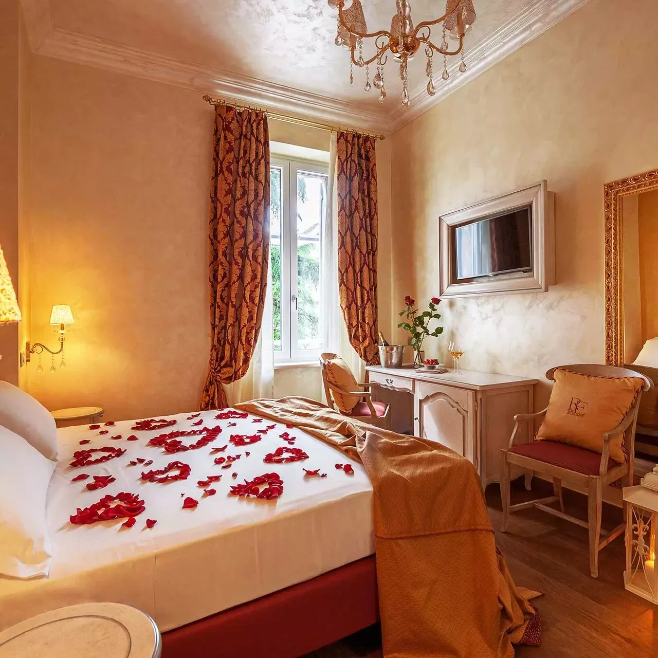 Camera allestita per il pacchetto Romantico
